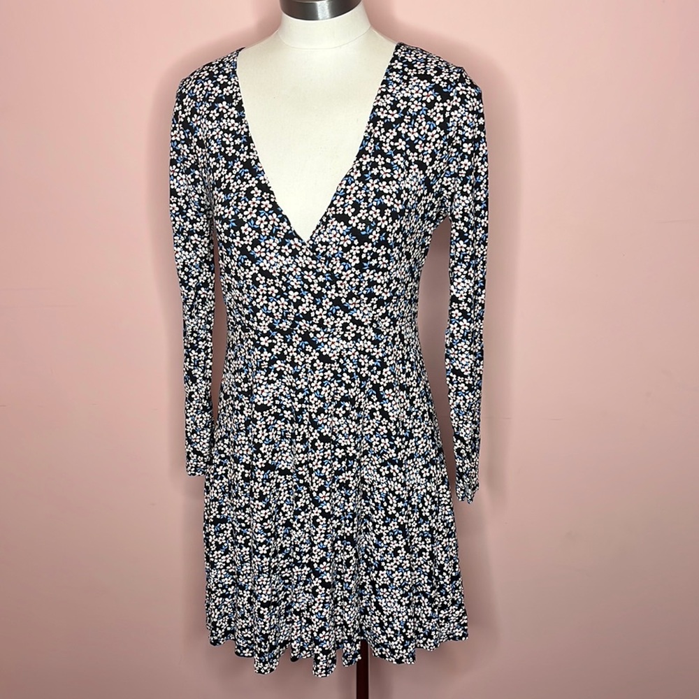 NWT Boohoo Floral Dress